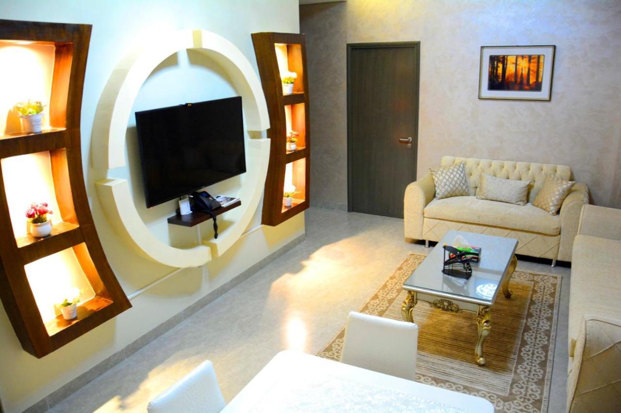 ذا فيفتى ايت السالمية Aparthotel Kuwait City Exteriör bild