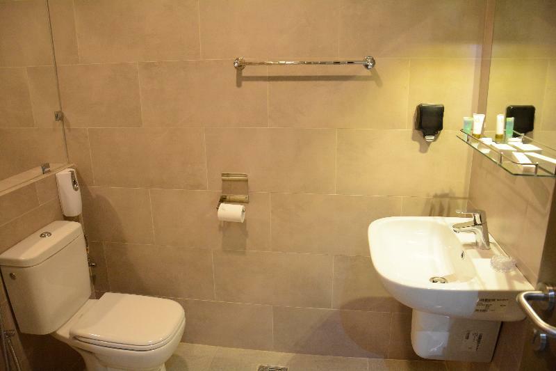 ذا فيفتى ايت السالمية Aparthotel Kuwait City Exteriör bild